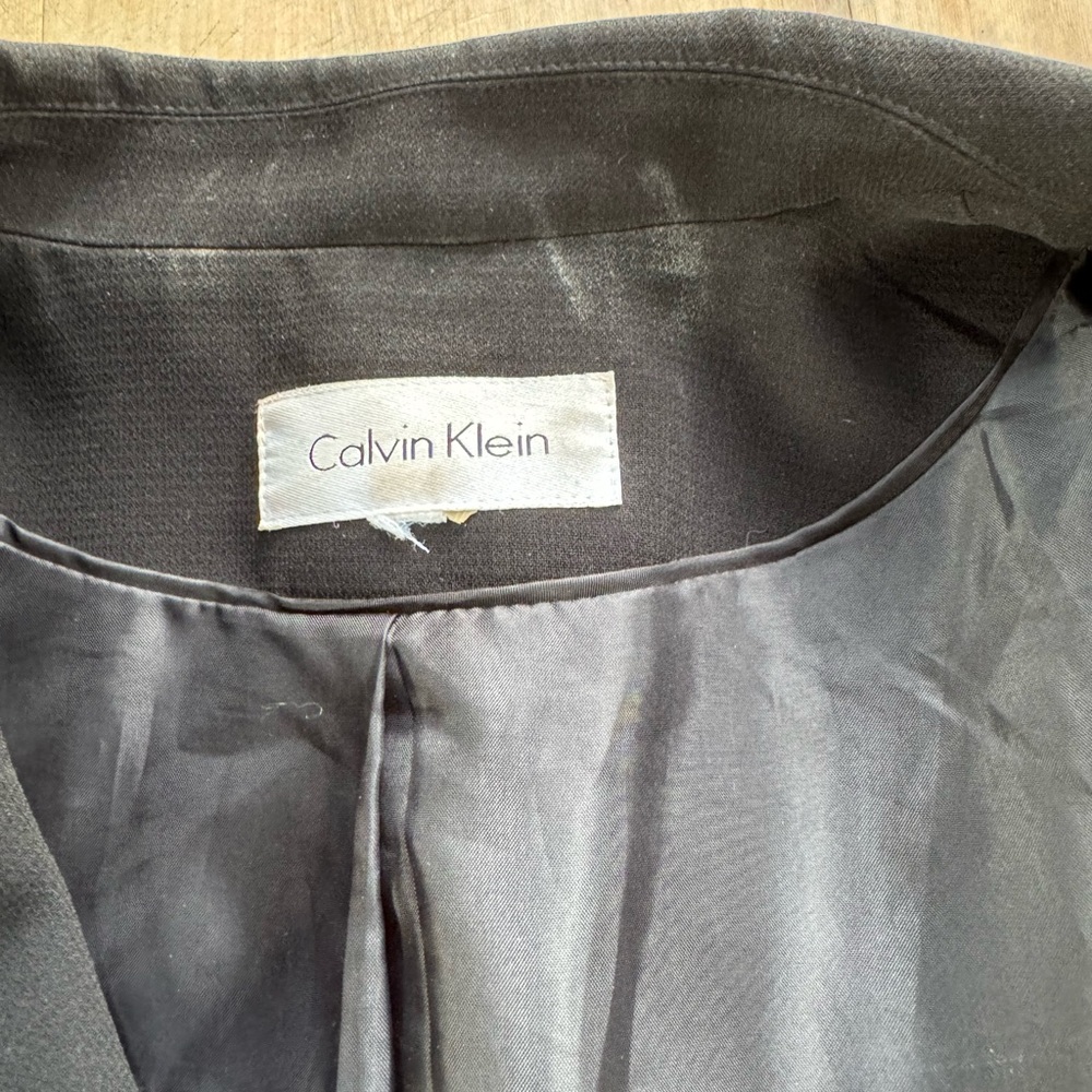 Calvin Klein suit - Picture 5 of 6
